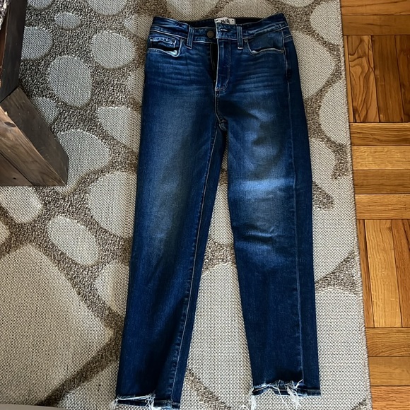 Paige hoxton crop - Picture 4 of 6